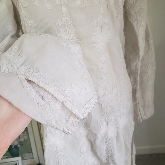 Melissa Odabash Embroidered White Long Sleeve V-Neck Sheath Dress Medium - Picture 4 of 10